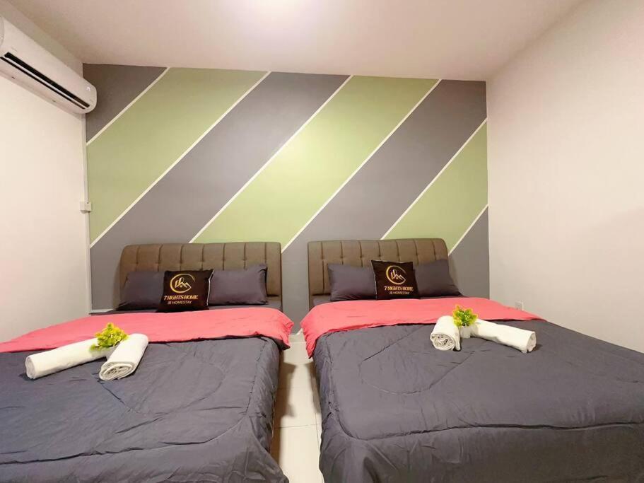 A21 Tebrau Austin 12 Rumah percutian Johor Bahru